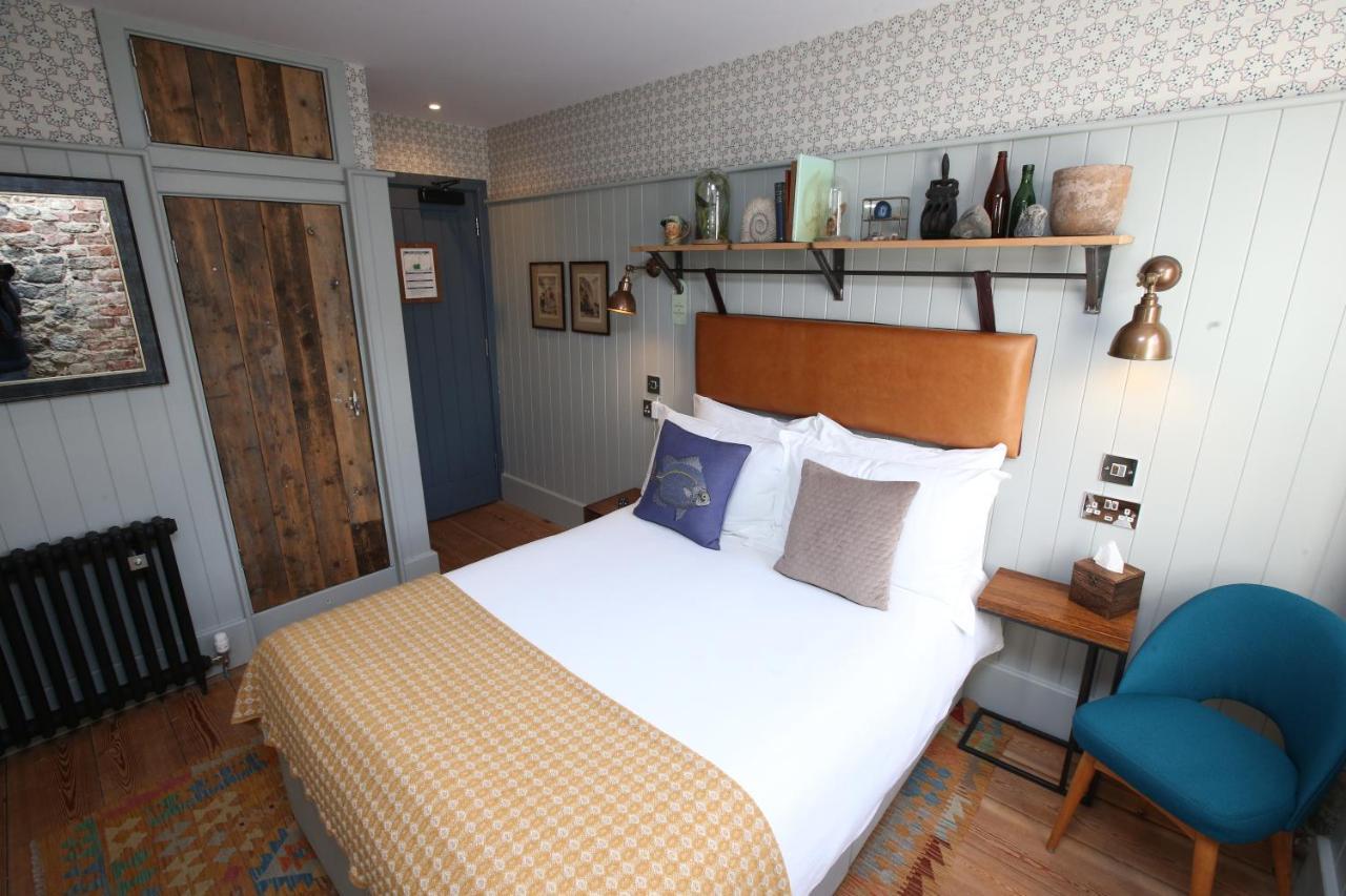 The Pilot Boat Hotel Lyme Regis Luaran gambar